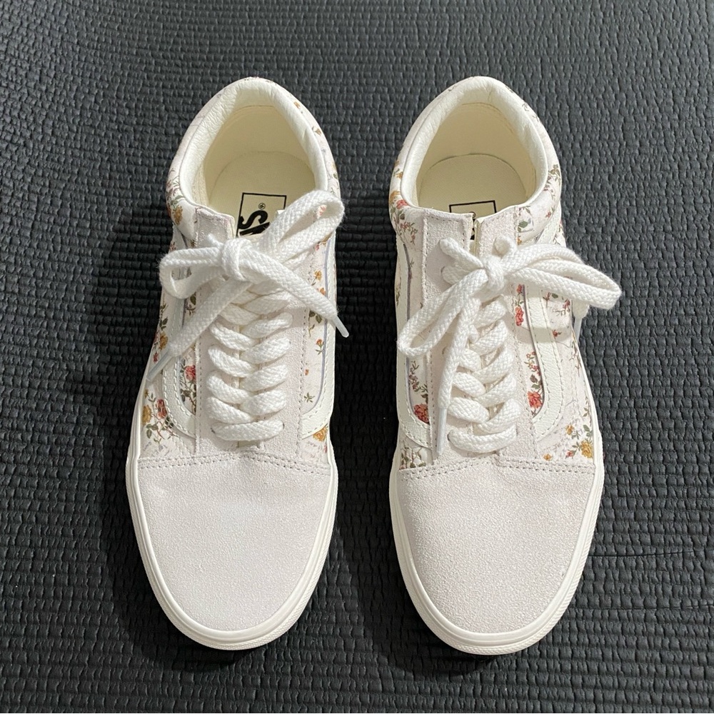 Vans - Old Skool Floral Sneakers